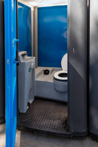 Best Portable bathroom rental  in Union City, CA